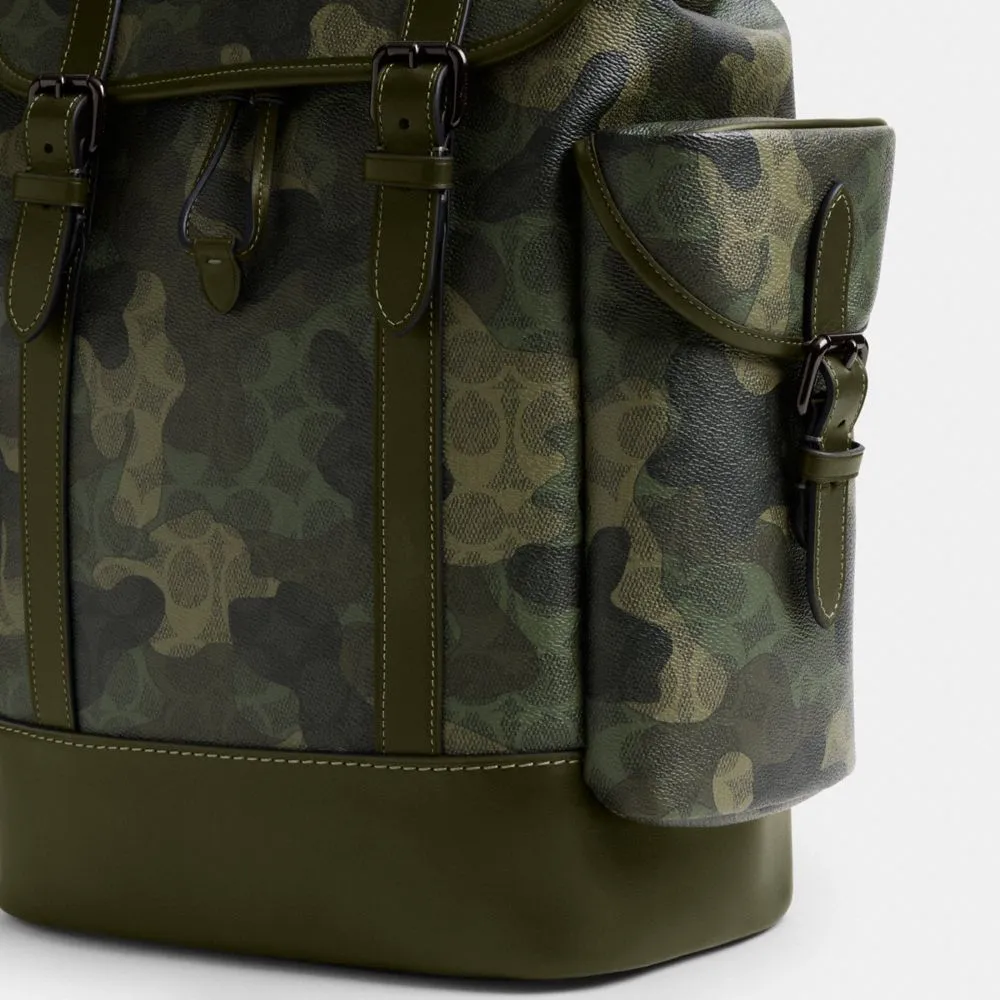 Hitch Backpack In Signature Camo Print