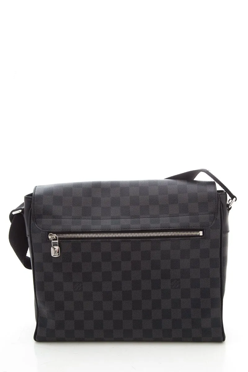 Trendy Inspired Louis Vuitton 2010 Daniel Graphite Damier Handbag