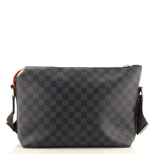 Trendy Inspired Louis Vuitton Discovery Messenger Limited Edition Cobalt Race Pm