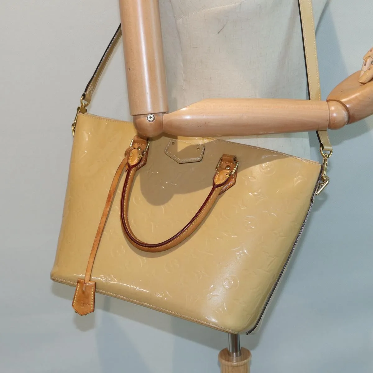 Trendy Inspired Louis Vuitton Montebello Handbag